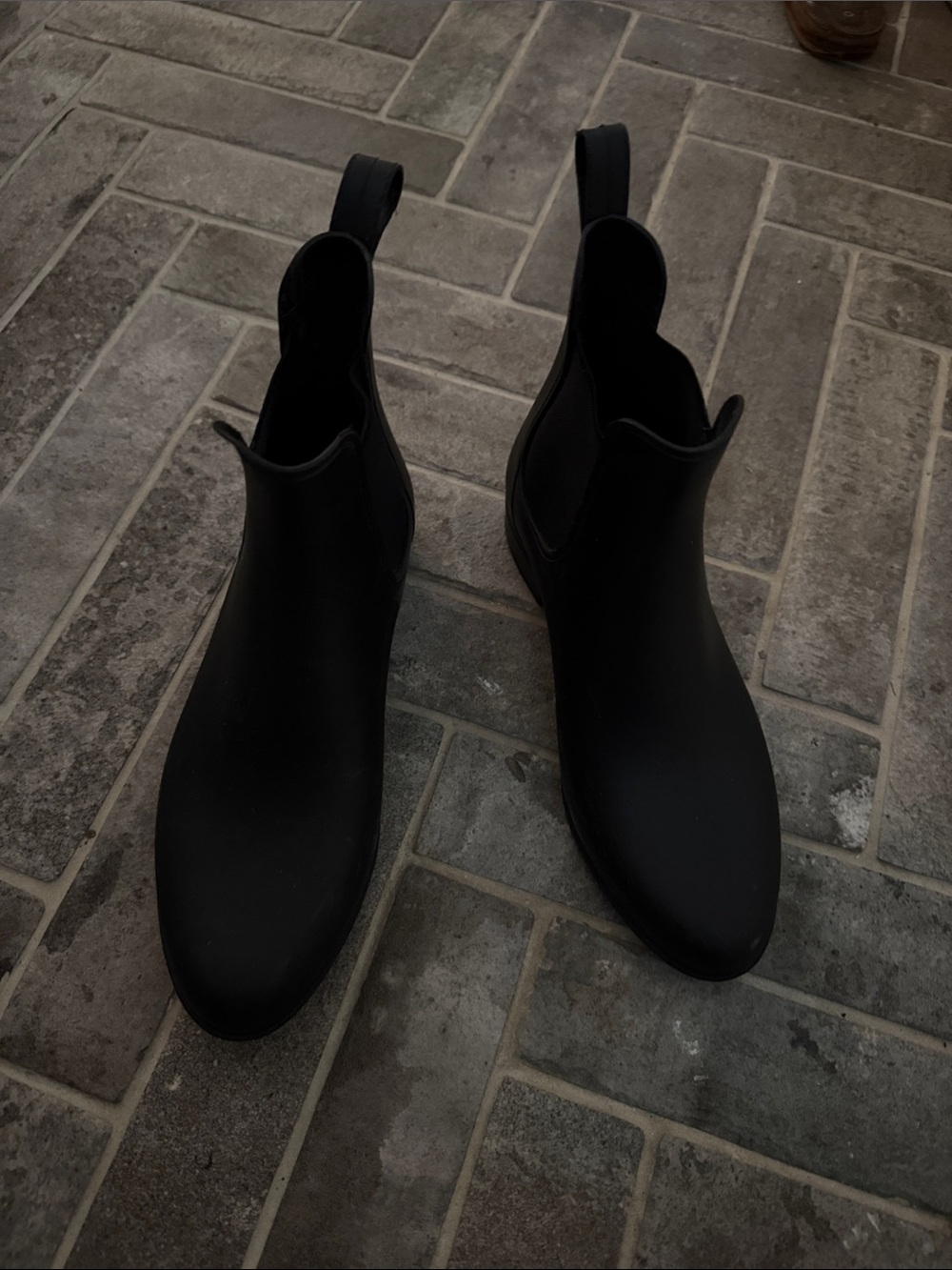 Black Slip-On Chelsea rain Boots